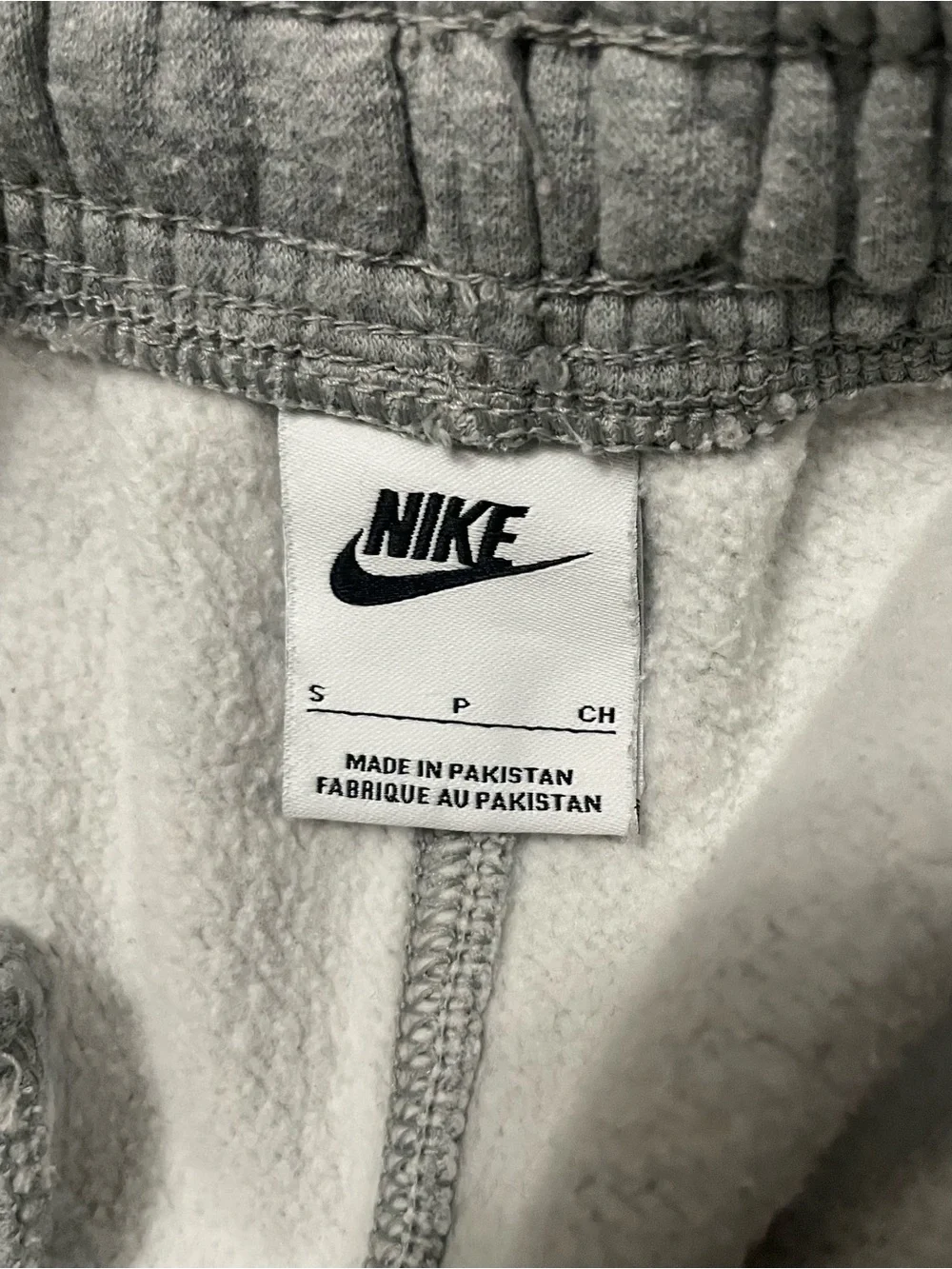 Nike Club Fleece Joggers READ